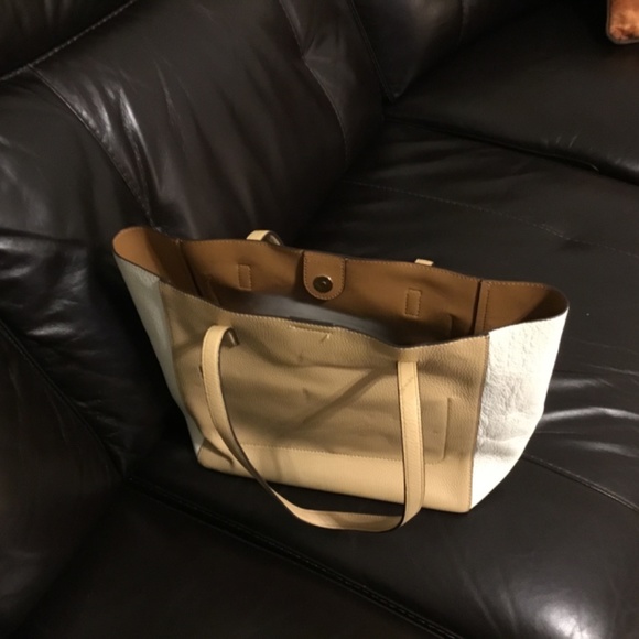 Purse - Picture 3 of 4